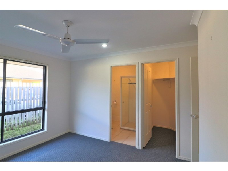 13 Spinnaker Drive, Point Vernon QLD 4655