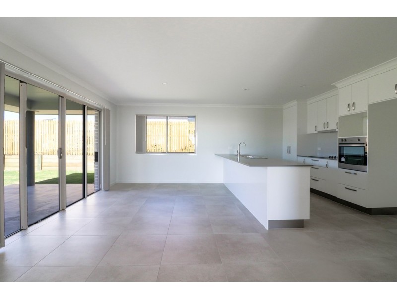 29 Tasman Drive, Urraween QLD 4655