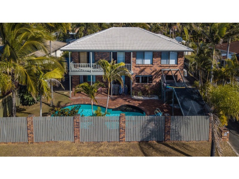 18 Royal Drive, Kawungan QLD 4655