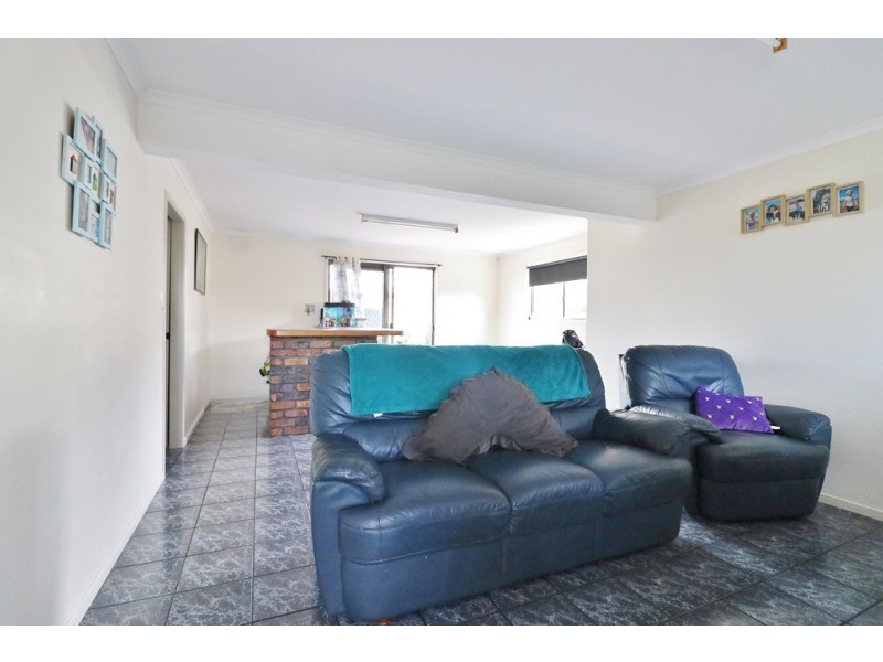 18 Royal Drive, Kawungan QLD 4655