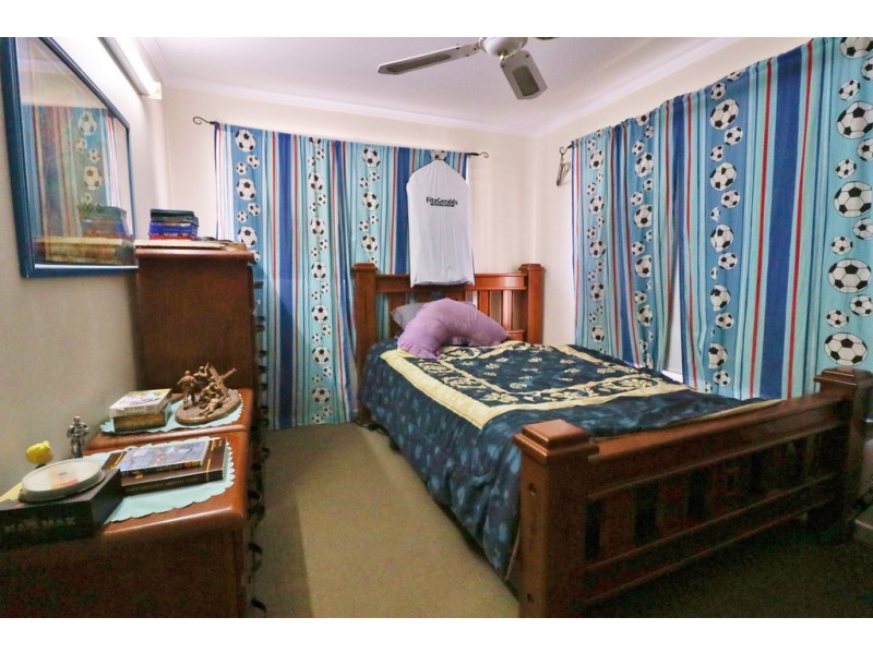 18 Royal Drive, Kawungan QLD 4655