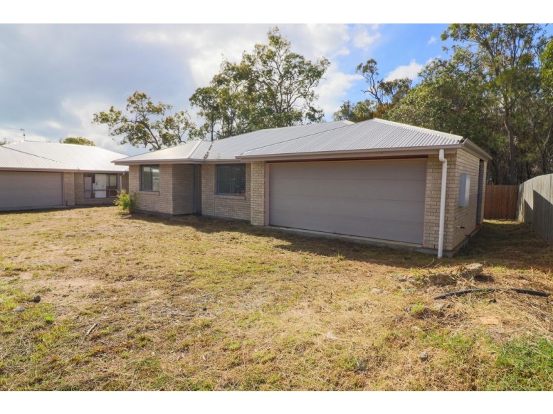 74 Bradman Way, Urangan QLD 4655