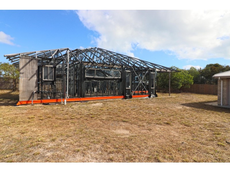 74 Bradman Way, Urangan QLD 4655