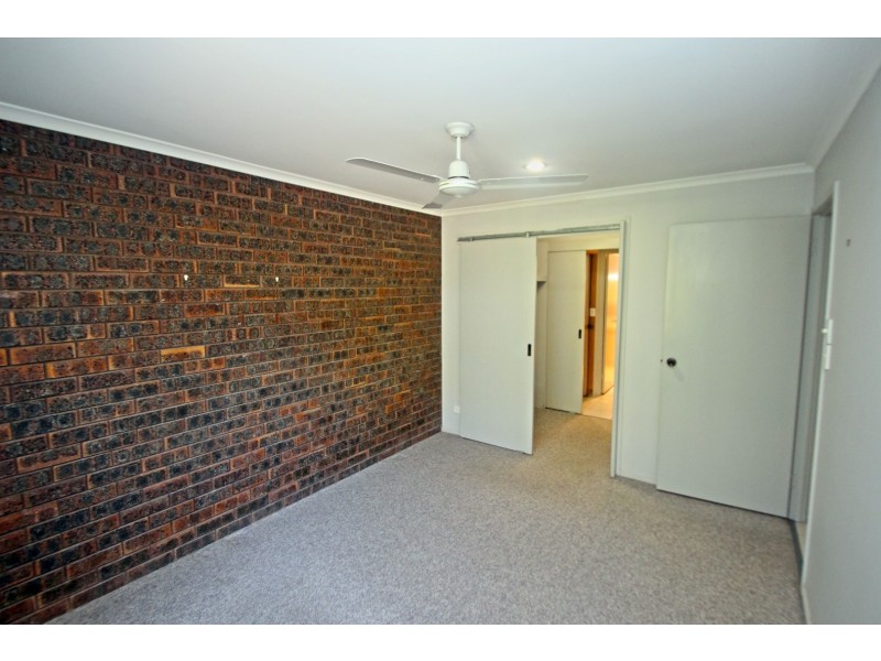 13/272 Torquay Terrace, Torquay QLD 4655