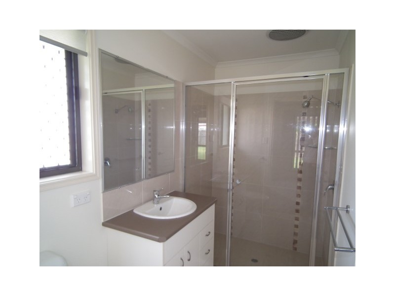 22 Bianca Ct, Torquay QLD 4655