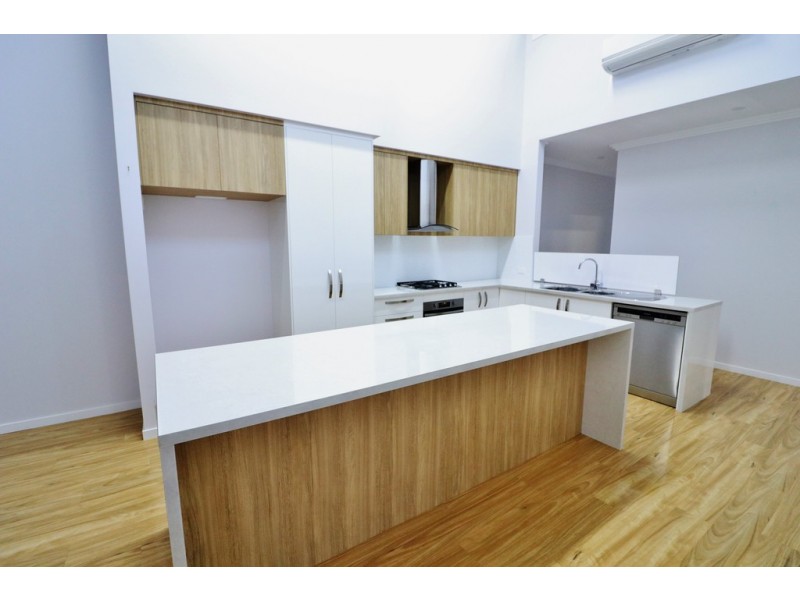1/23 Oceanview Street, Point Vernon QLD 4655