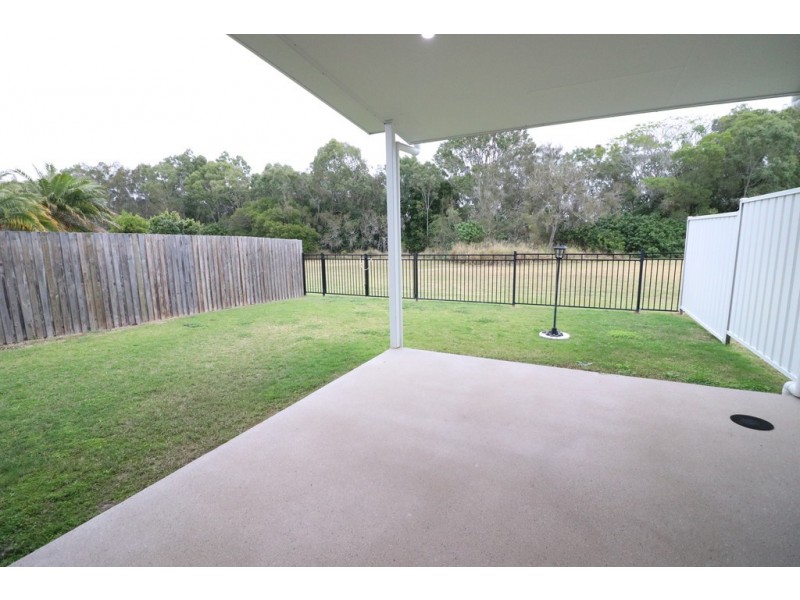 1/23 Oceanview Street, Point Vernon QLD 4655