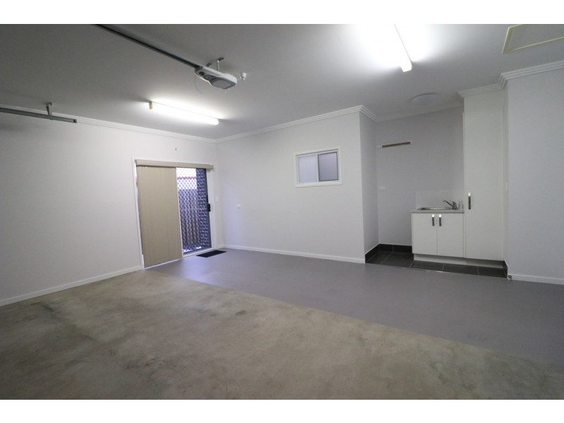 1/23 Oceanview Street, Point Vernon QLD 4655