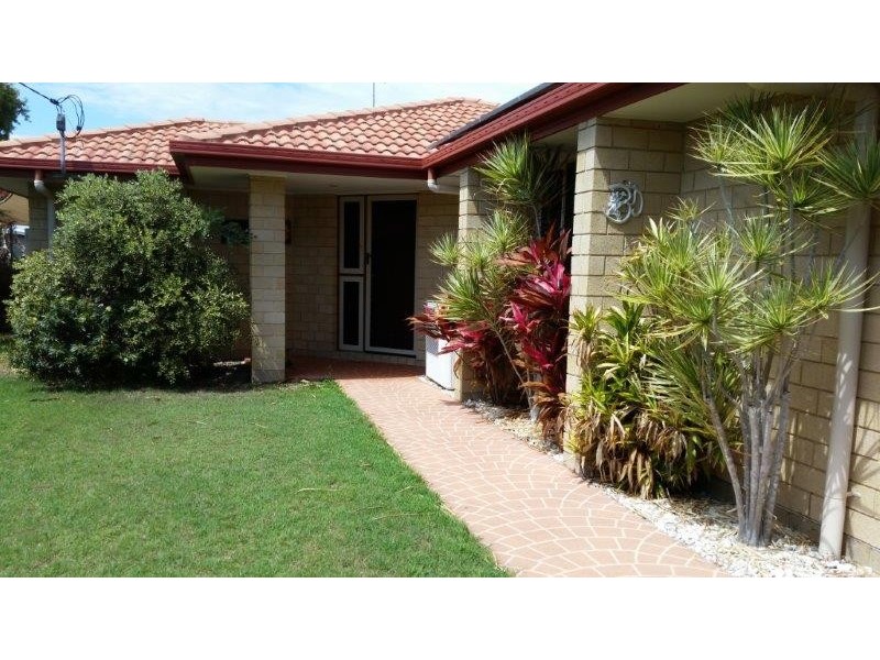 28 Limpus Street, Urangan Qld 465, Urangan QLD 4655