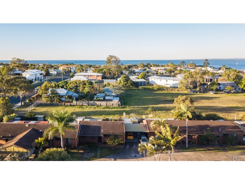 3/42-44 Pulgul Street, Urangan QLD 4655