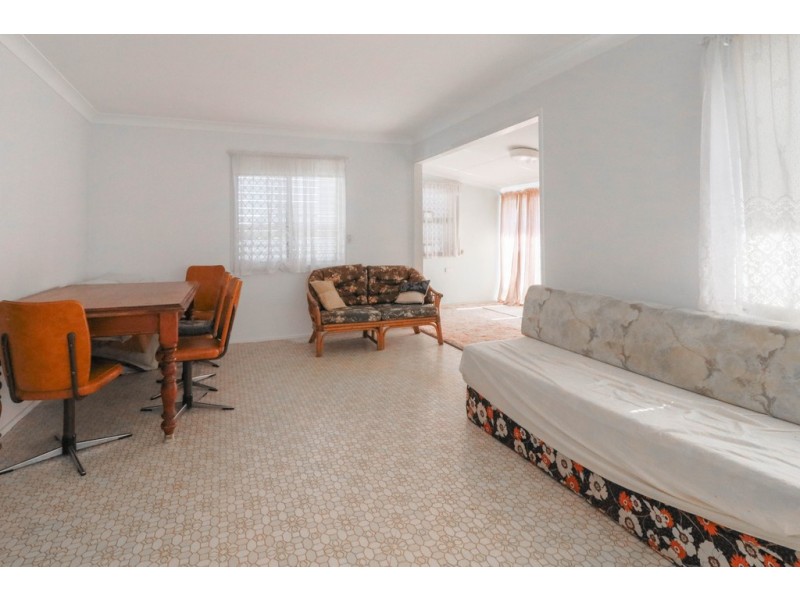 28 Hansen Street, Urangan QLD 4655