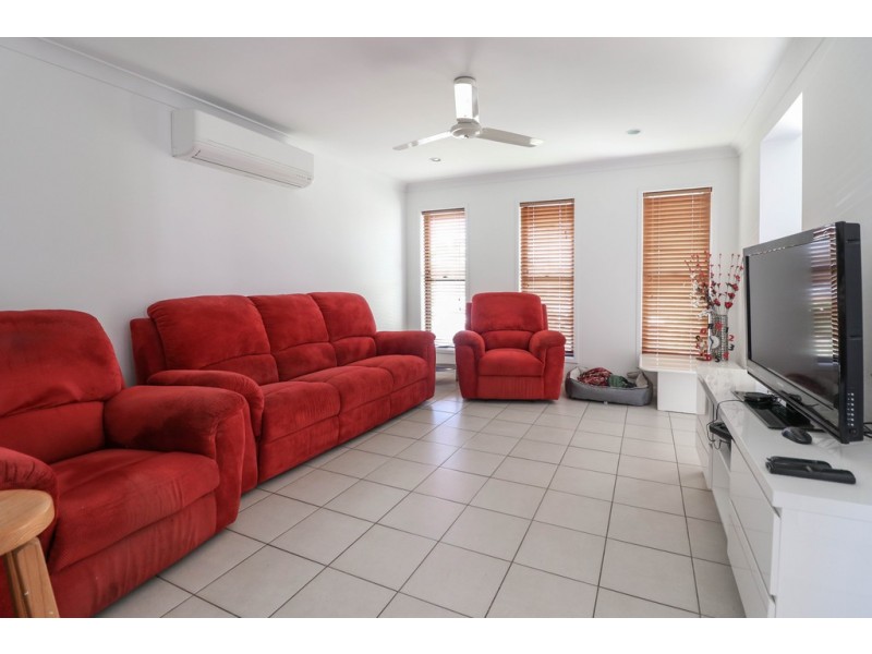 14 Bramble Court, Urraween QLD 4655