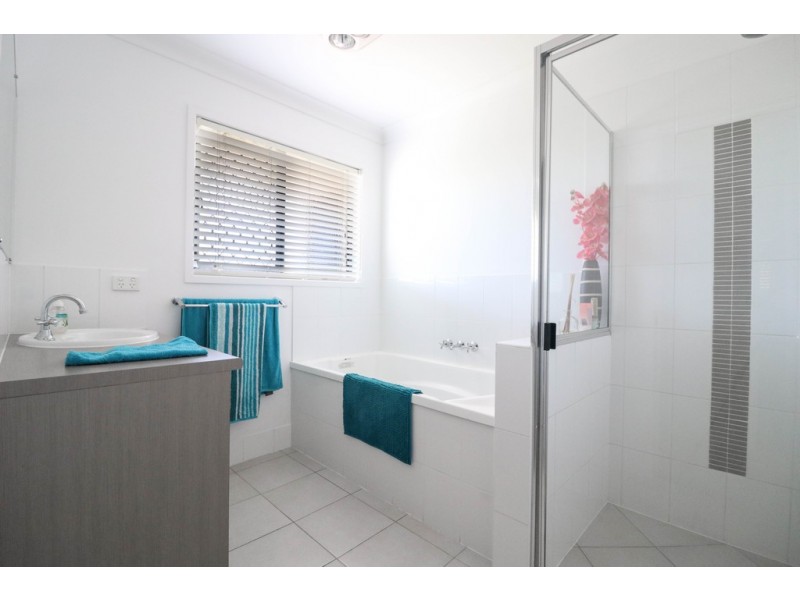 14 Bramble Court, Urraween QLD 4655