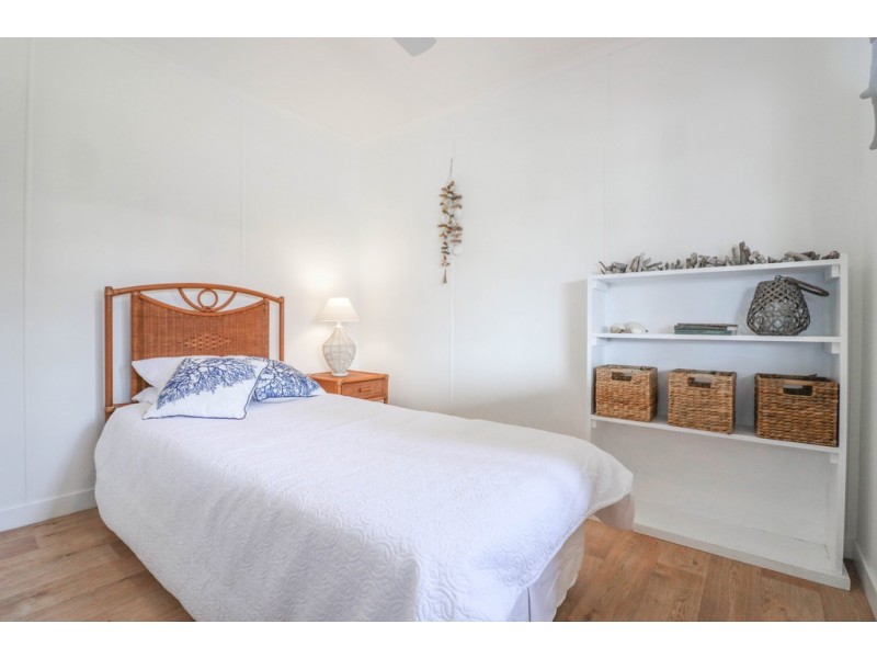 34 Colyton Street, Torquay QLD 4655
