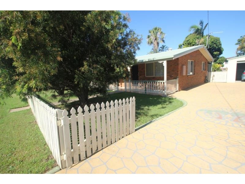 16 Bayview Terrace, Pialba QLD 4655