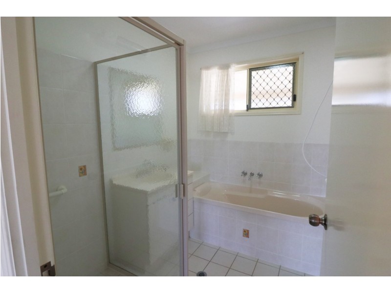 7 Wodalla Mews, Point Vernon QLD 4655