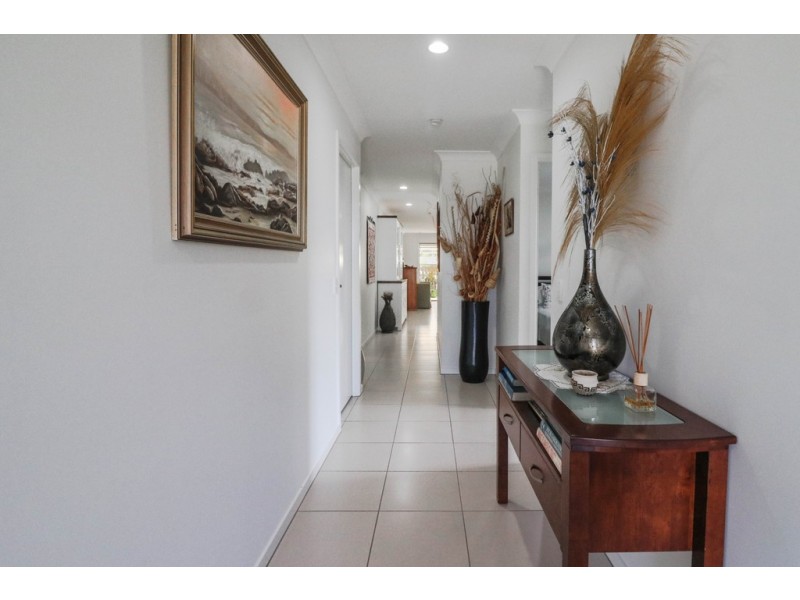 20 Oxley Circuit, Urraween QLD 4655