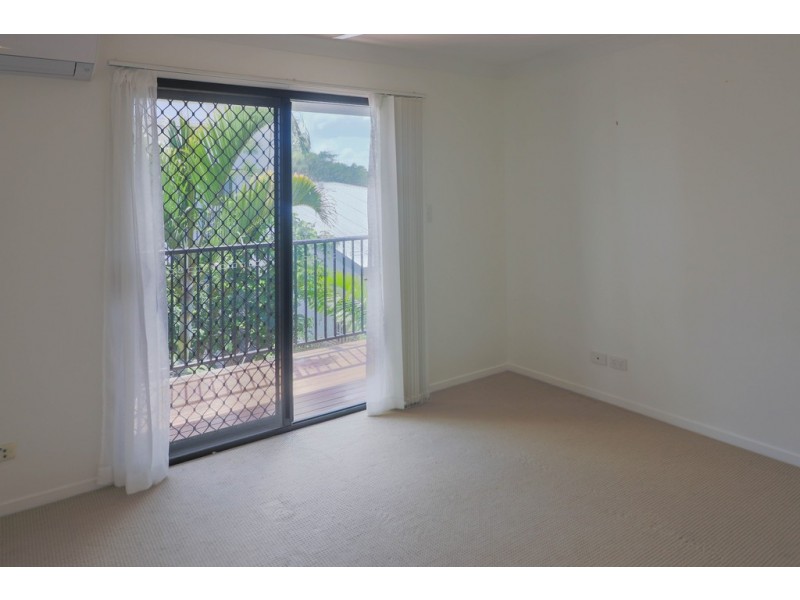 14/654 Esplanade, Urangan QLD 4655