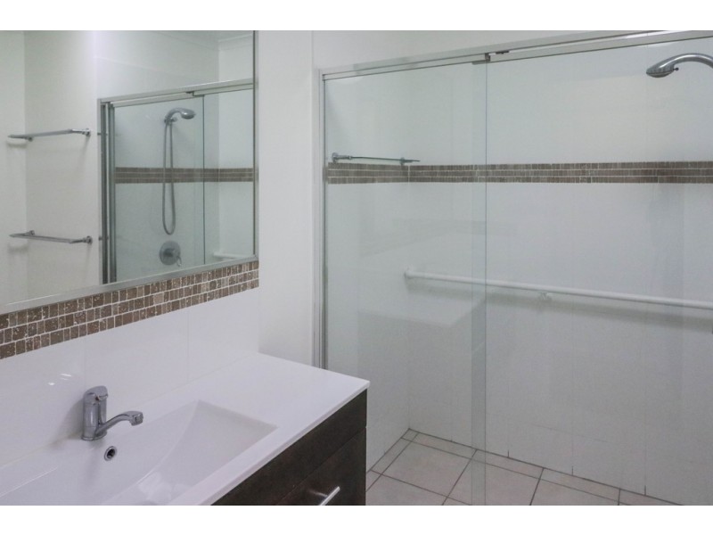 14/654 Esplanade, Urangan QLD 4655