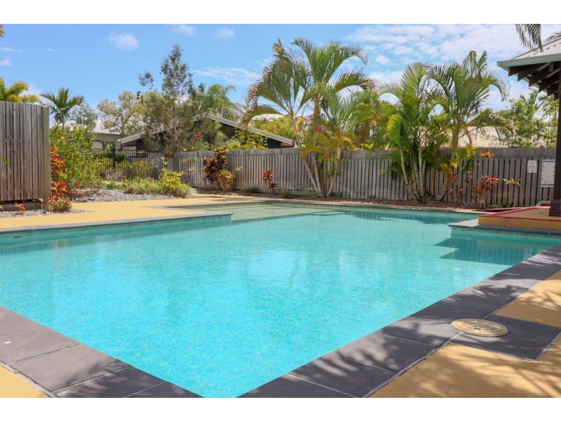 14/654 Esplanade, Urangan QLD 4655