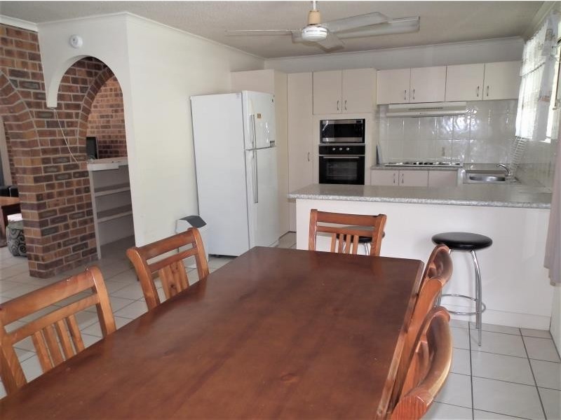 10/372 Esplanade, Scarness QLD 4655