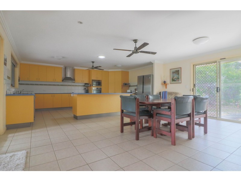 180 Honeyeater Drive, Walligan QLD 4655