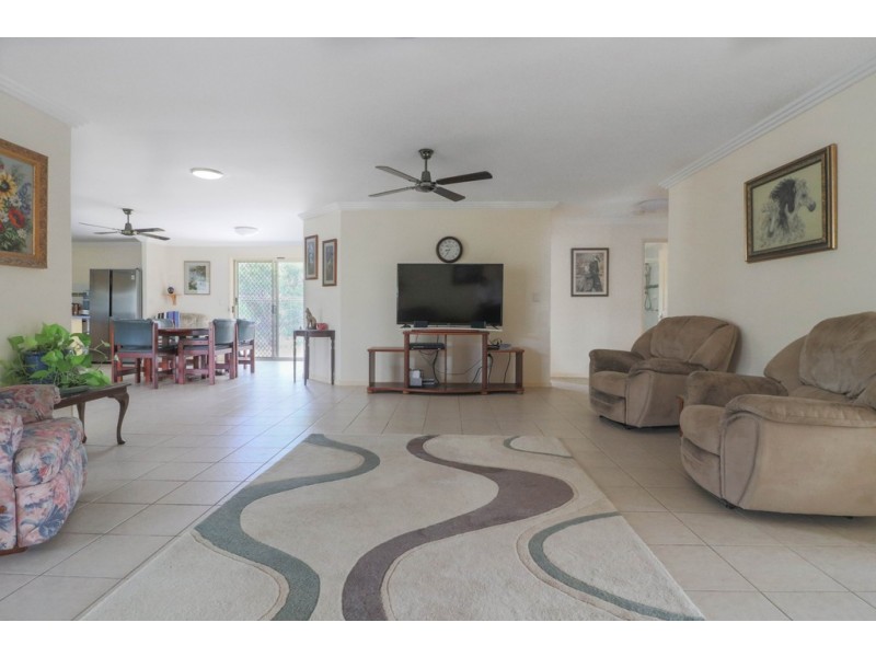 180 Honeyeater Drive, Walligan QLD 4655