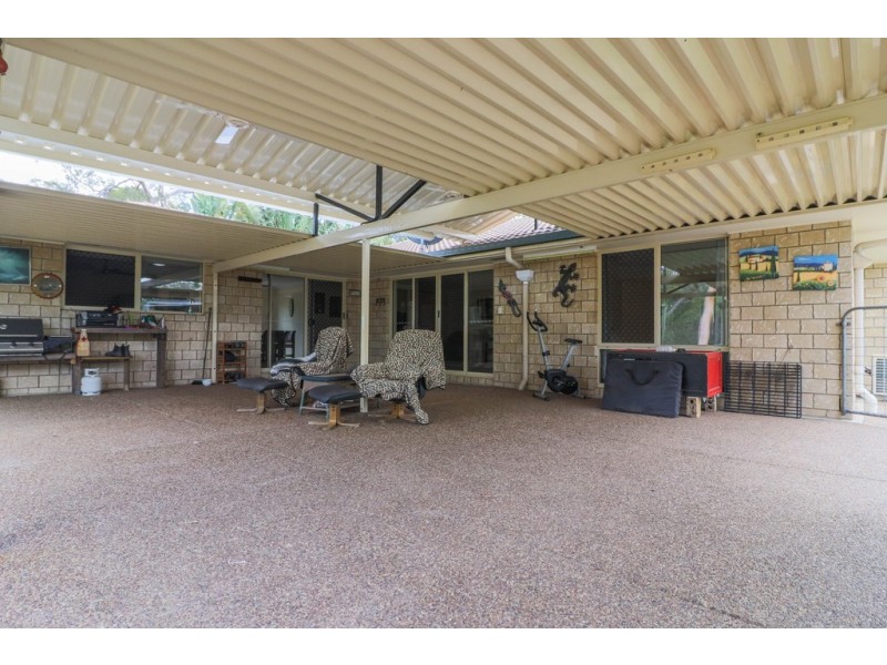 180 Honeyeater Drive, Walligan QLD 4655