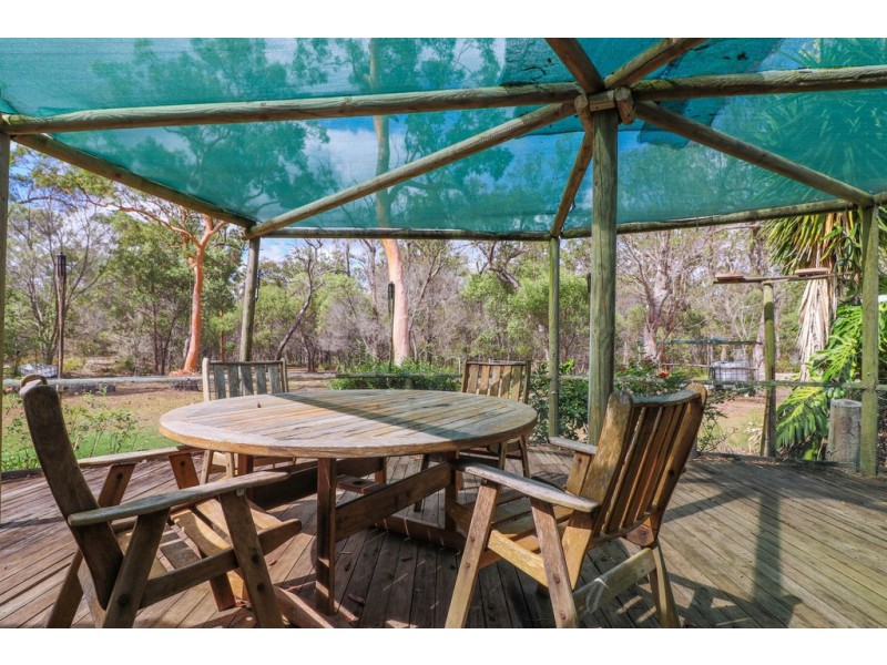 180 Honeyeater Drive, Walligan QLD 4655