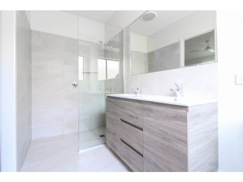 20 (Lot 42) TASMAN DRIVE, Urraween QLD 4655