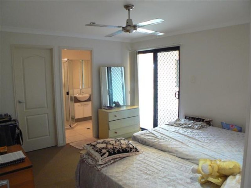 2/14 Bayley Court, Urraween QLD 4655
