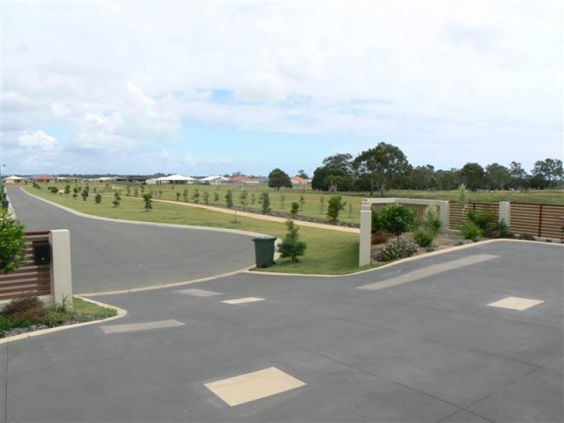 2/14 Bayley Court, Urraween QLD 4655
