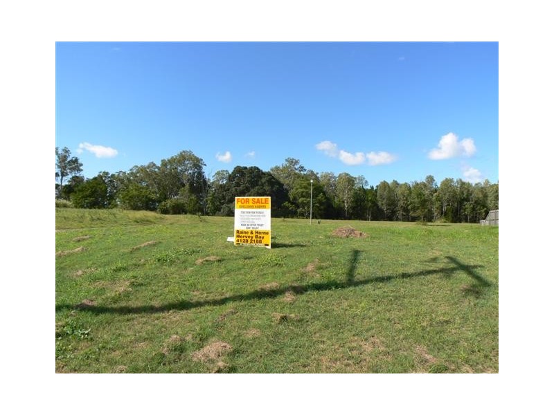 182 Kingfisher Pde, Toogoom QLD 4655