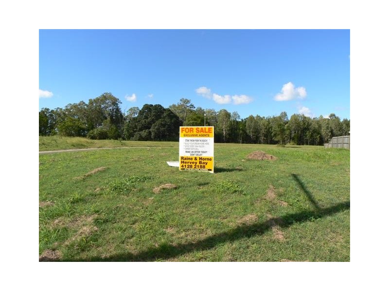 182 Kingfisher Pde, Toogoom QLD 4655