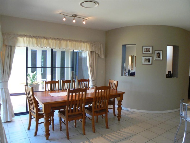 4 Gallery Ct, Kawungan QLD 4655
