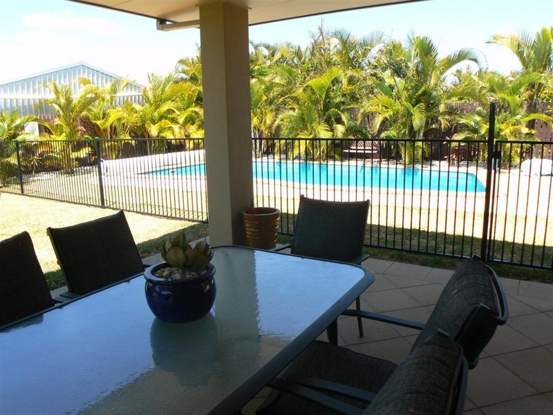 4 Gallery Ct, Kawungan QLD 4655