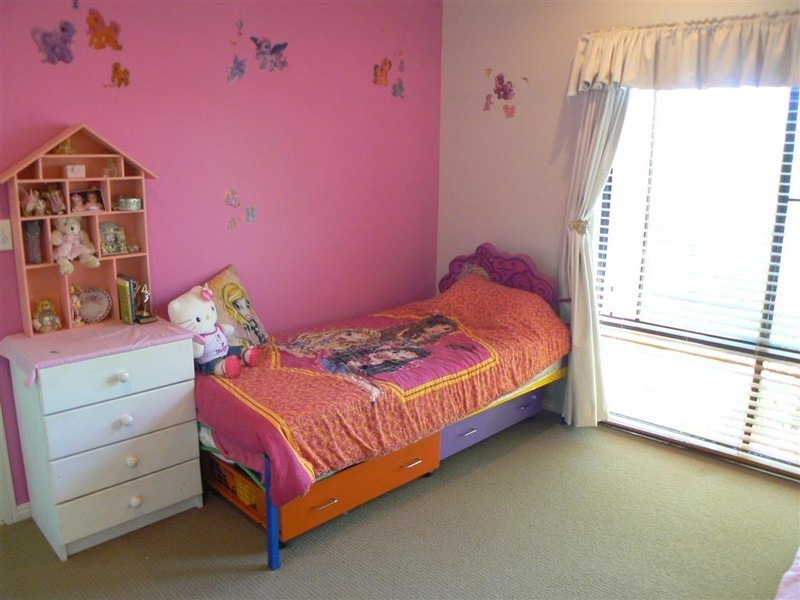 4 Gallery Ct, Kawungan QLD 4655