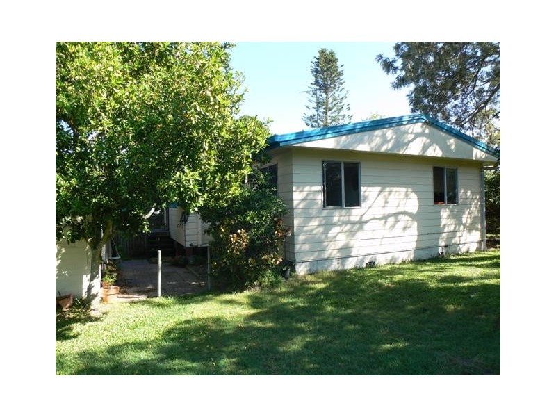 33 Totness Street, Torquay QLD 4655