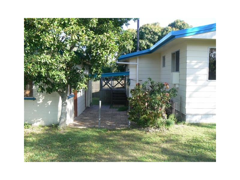 33 Totness Street, Torquay QLD 4655