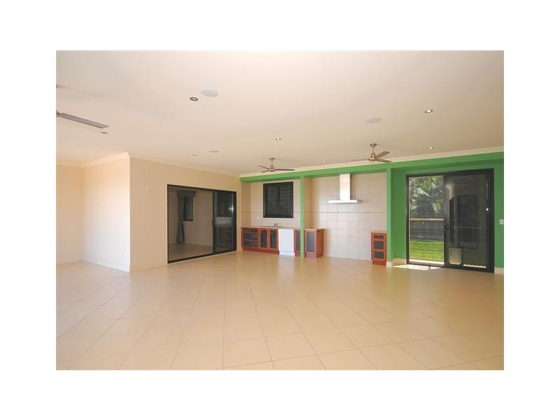 4 Ferryman Close, River Heads QLD 4655