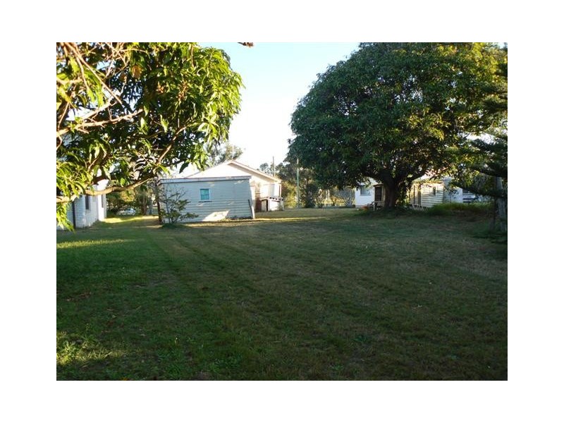 62 Freshwater Street, Scarness QLD 4655