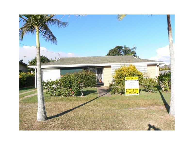 64 Bideford Street, Torquay QLD 4655