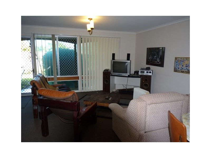 64 Bideford Street, Torquay QLD 4655