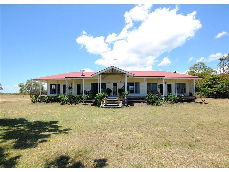 52 Francis Avenue, Booral QLD 4655