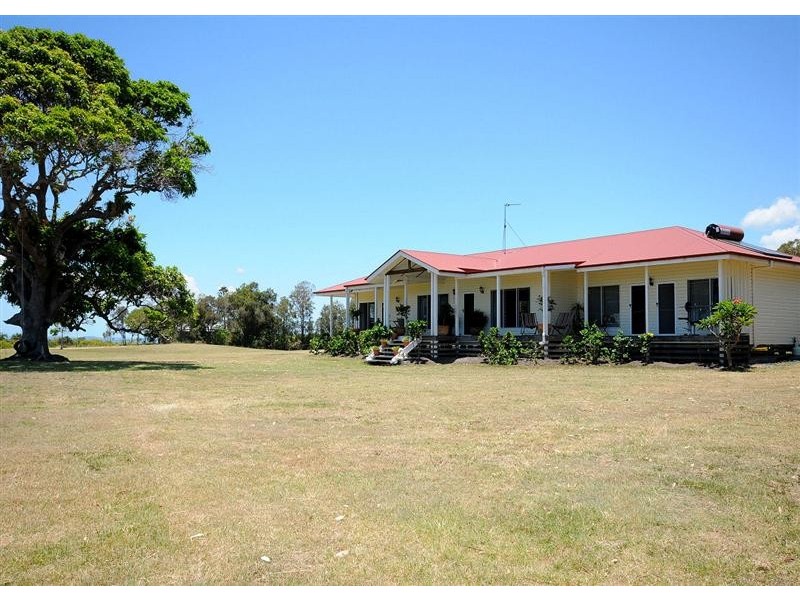 52 Francis Avenue, Booral QLD 4655