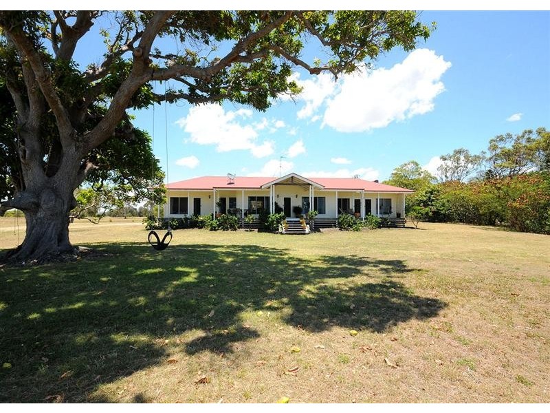 52 Francis Avenue, Booral QLD 4655