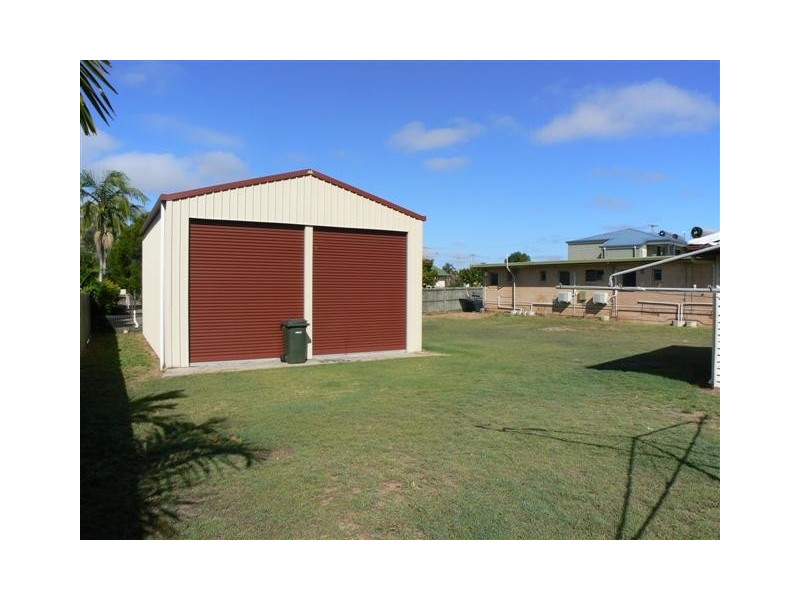 519 Charlton Esplanade, Urangan QLD 4655