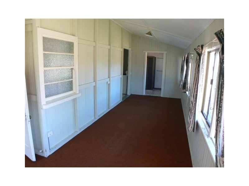 519 Charlton Esplanade, Urangan QLD 4655