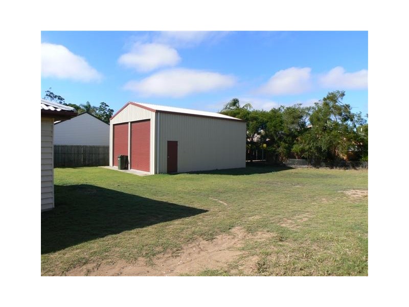 519 Charlton Esplanade, Urangan QLD 4655