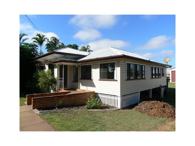 519 Charlton Esplanade, Urangan QLD 4655